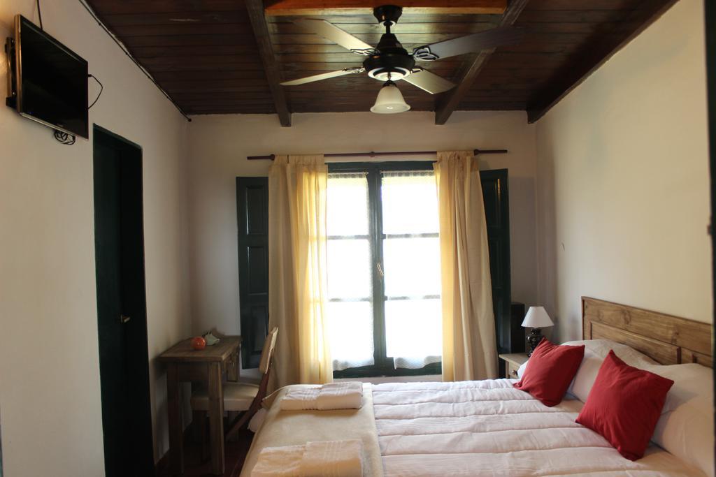 Hotel El Triunfo De Areco Сан-Антоніо-де-Ареко Номер фото
