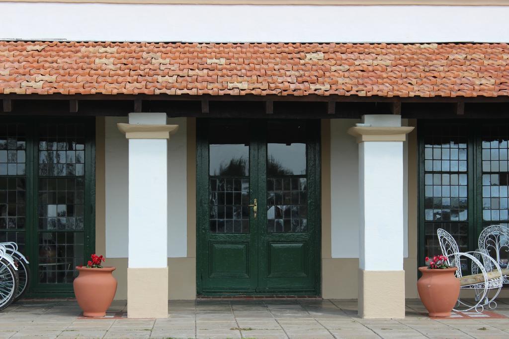 Hotel El Triunfo De Areco Сан-Антоніо-де-Ареко Екстер'єр фото
